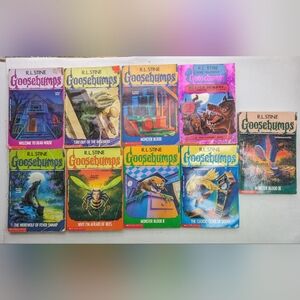 Vintage Goosebumps Paperback books Lot of 9 Novels R.L. Stine A2